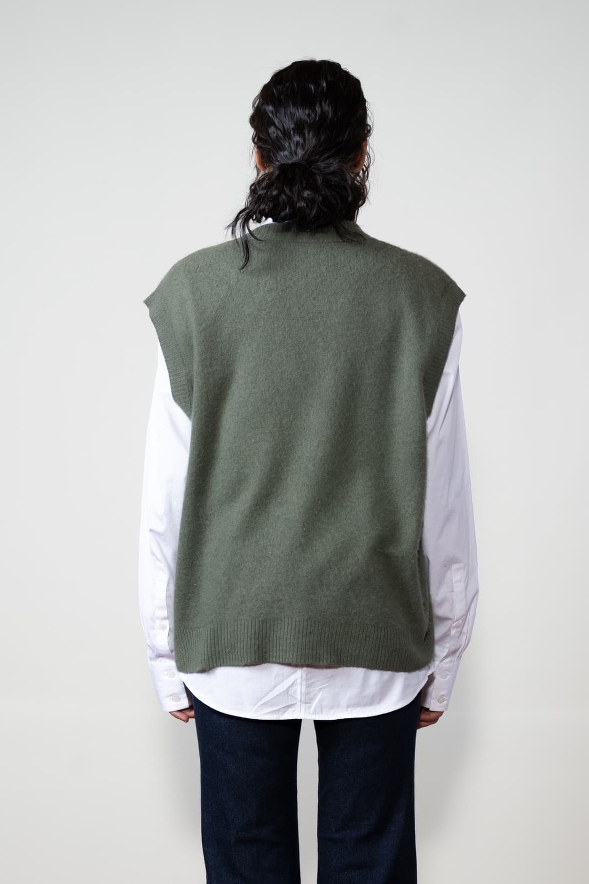 Olive green Pure Cashmere V-Neck Sweaters 5